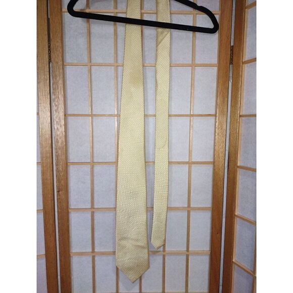 Nautica Yellow Silk Tie   - Picture 5 of 9